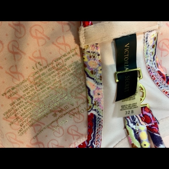 OFFERS? Victoria Secret Bombshell RARE! - Picture 4 of 4